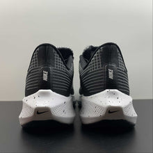 Cargar imagen en el visor de la galería, Air Zoom Pegasus 39 Black Dk Smoke Grey-White DH4071-005
