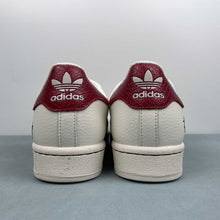 Cargar imagen en el visor de la galería, Adidas Superstar x Stussy BZ2522
