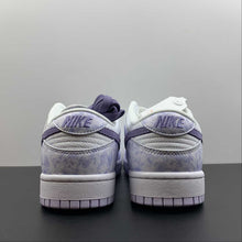 Cargar imagen en el visor de la galería, SB Dunk Low OG Purple Pulse White DM9467-500
