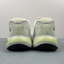 Cargar imagen en el visor de la galería, Nike Journey Run Barely Volt Volt White Black FN0228-700
