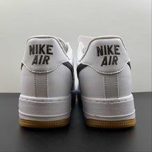 Cargar imagen en el visor de la galería, Air Force 1 07 Low Dark White Brown DM0576-100
