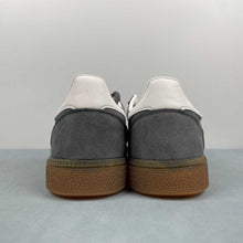 Cargar imagen en el visor de la galería, Adidas Handball Spezial Grey Four Off White IH6588
