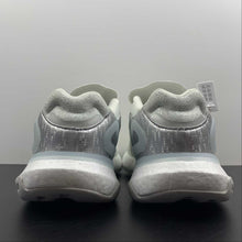 Cargar imagen en el visor de la galería, Adidas Nite Jogger Boost Cloud White Metallic Silver FX6171
