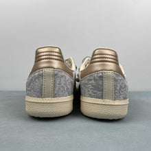 Cargar imagen en el visor de la galería, Adidas Samba OG Salt Water Pearl JQ2616
