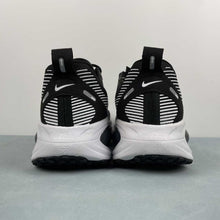 Cargar imagen en el visor de la galería, Nike Zoom Vomero 18 Black Summit White Coconut Milk Lt HM6806-007
