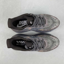 Cargar imagen en el visor de la galería, Nike Vomero Premium Black Grey FN8453-034
