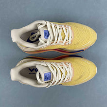 Cargar imagen en el visor de la galería, Nike Vomero Premium Lemon Yellow FN8453-025
