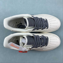 Cargar imagen en el visor de la galería, Supreme x The North Face x Air Force 1 07 Low Dark Gray Off White SU2305-008
