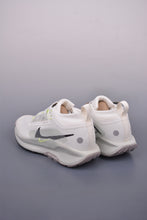 Cargar imagen en el visor de la galería, Nike Reactx Pegasus Trail 5 GTX Next Nature Milk White Black FQ0908-102

