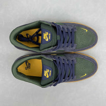 Cargar imagen en el visor de la galería, SB Force 58 Midnight Navy Fir Gum Light Brown University Gold DV5477-402
