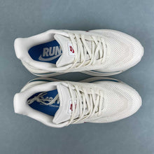 Cargar imagen en el visor de la galería, Nike Vomero Premium White Red Blue FN8453-009
