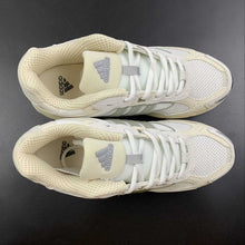Cargar imagen en el visor de la galería, Adidas Response CL Chalk White GY2014
