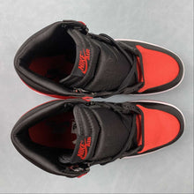 Cargar imagen en el visor de la galería, Air Jordan 1 Retro High OG Satin Bred Black University Red White FD4810-061
