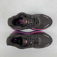 Cargar imagen en el visor de la galería, Nike Vomero Premium Black Purple FN8453-021
