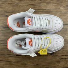 Cargar imagen en el visor de la galería, Air Force 1 Shadow White Crimson Tint Bright Mango DH3896-100
