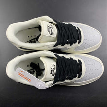 Cargar imagen en el visor de la galería, Air Force 1 07 Low Light Gray Black White TQ9685-785
