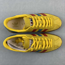 Cargar imagen en el visor de la galería, Adidas Bermuda END. Bauhaus Team Yellow Gum HP9393

