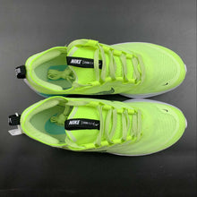 Cargar imagen en el visor de la galería, Zoom Fly 4 Barely Volt Black-Dynamic Turq CT2401-700
