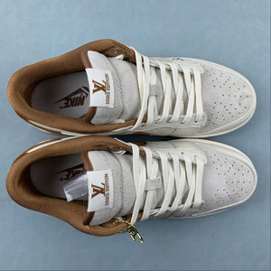 SB Dunk Low LV Chocolate White Suede FC1688-133