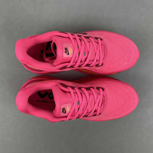 Cargar imagen en el visor de la galería, Nike Vomero Premium Peach Pink HQ2050-416
