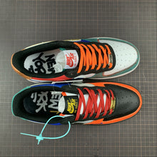 Cargar imagen en el visor de la galería, Air Force 1 Low What The NY CT3610-100
