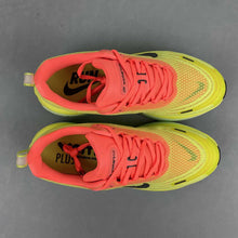 Cargar imagen en el visor de la galería, Nike Zoom Vomero PLUS Fluorescent Green Orange HV8150-800
