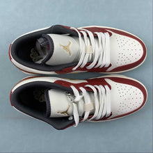 Cargar imagen en el visor de la galería, Air Jordan 1 Low SE Sail Metallic Gold Grain Dark Team Red FJ5735-100

