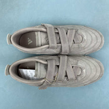 Cargar imagen en el visor de la galería, Adidas Urban Reverie Steam Grey Fantastic White JS2445
