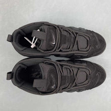 Cargar imagen en el visor de la galería, Air More Uptempo Low Triple Black IM6649-001
