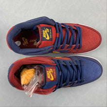 Cargar imagen en el visor de la galería, SB Dunk Low Barcelona Catalonia Blue Red Yellow DJ0606-400
