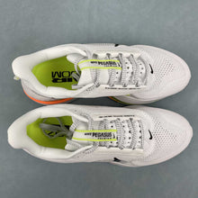 Cargar imagen en el visor de la galería, Pegasus Premium White Volt Black HQ2592-105
