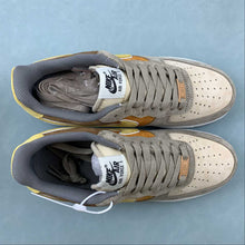 Cargar imagen en el visor de la galería, Air Force 1 07 Low Yellow Brown Gray LF8989-555
