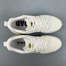 Cargar imagen en el visor de la galería, Nike Zoom Vomero 18 Summit White Black Varely Volt HM6803-107

