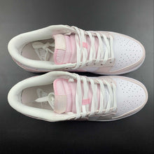 Cargar imagen en el visor de la galería, SB Dunk Low Essential Paisley Pack Pink White FD1449-100
