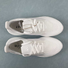 Cargar imagen en el visor de la galería, Adidas UltraBoost 5X Cloud White Cloud White Core Black JH7245
