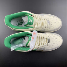 Cargar imagen en el visor de la galería, LV x Air Force 1 07 Low Cream White Green Gold BS8856-116
