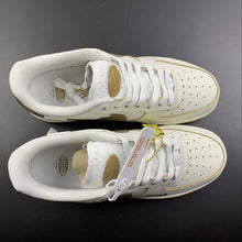 Cargar imagen en el visor de la galería, Air Force 1 07 Low Mocha Brown Cream White FB1839-666
