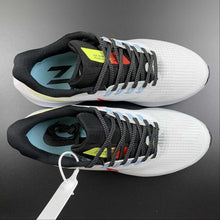 Cargar imagen en el visor de la galería, Air Zoom Pegasus 39 White Crimson Volt DX3350-100
