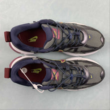 Cargar imagen en el visor de la galería, Nike V2k Run Obsidian Burgundy Volt FV6602-400
