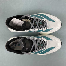 Cargar imagen en el visor de la galería, Adizero Boston 13 Cloud White Pure Teal Grey JR4791
