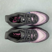 Cargar imagen en el visor de la galería, Nike Vomero Premium Differentiated Black Grey FN8453-029
