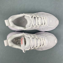 Cargar imagen en el visor de la galería, Nike V2k Run All White HQ1512-100
