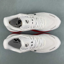Cargar imagen en el visor de la galería, Nike Vomero Premium White Red HQ2050-218
