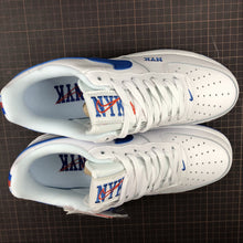 Cargar imagen en el visor de la galería, Air Force 1 07 Low TXT New York Knicks BQ5361 063
