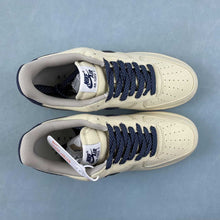 Cargar imagen en el visor de la galería, Air Force 1 07 Low Beige Deep Blue Reflection 315122-109
