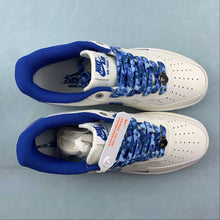 Cargar imagen en el visor de la galería, Air Force 1 07 Low BAPE White Navy Blue PF9055-759
