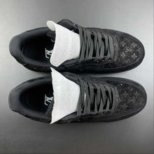 Cargar imagen en el visor de la galería, LV x Air Force 1 07 Low Black Metallic Gold LD0212

