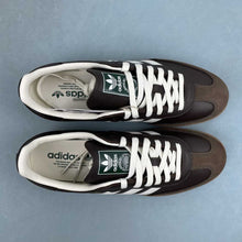 Cargar imagen en el visor de la galería, Adidas Samba OG Dark Brown Off White Gum JR0891
