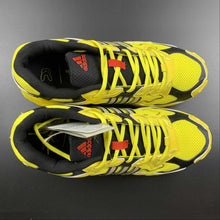 Cargar imagen en el visor de la galería, Adidas Response CL x Bad Bunny Yellow Black GY0101
