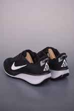 Cargar imagen en el visor de la galería, Nike Reactx Pegasus Trail 5 AGC Black and White HV8121-001
